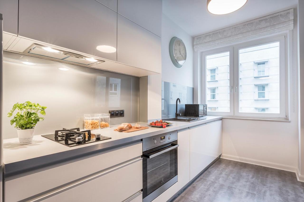 P&O City Center Apartments Варшава Экстерьер фото