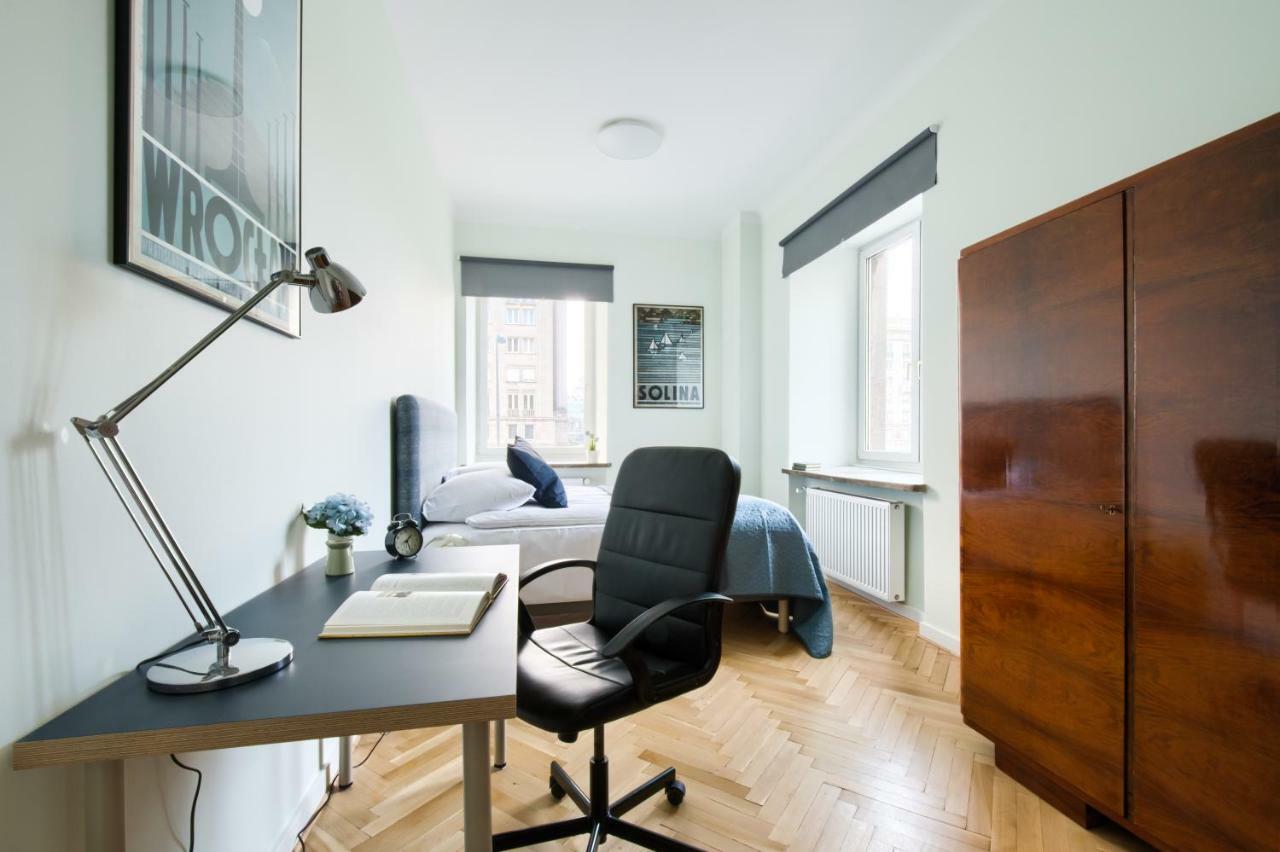 P&O City Center Apartments Варшава Номер фото